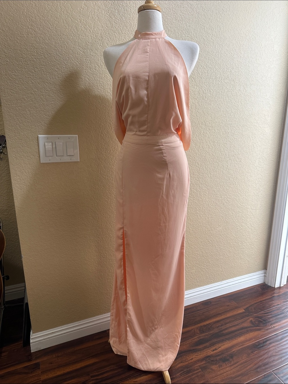 Missguided Peach Halter Maxi Dress size 4